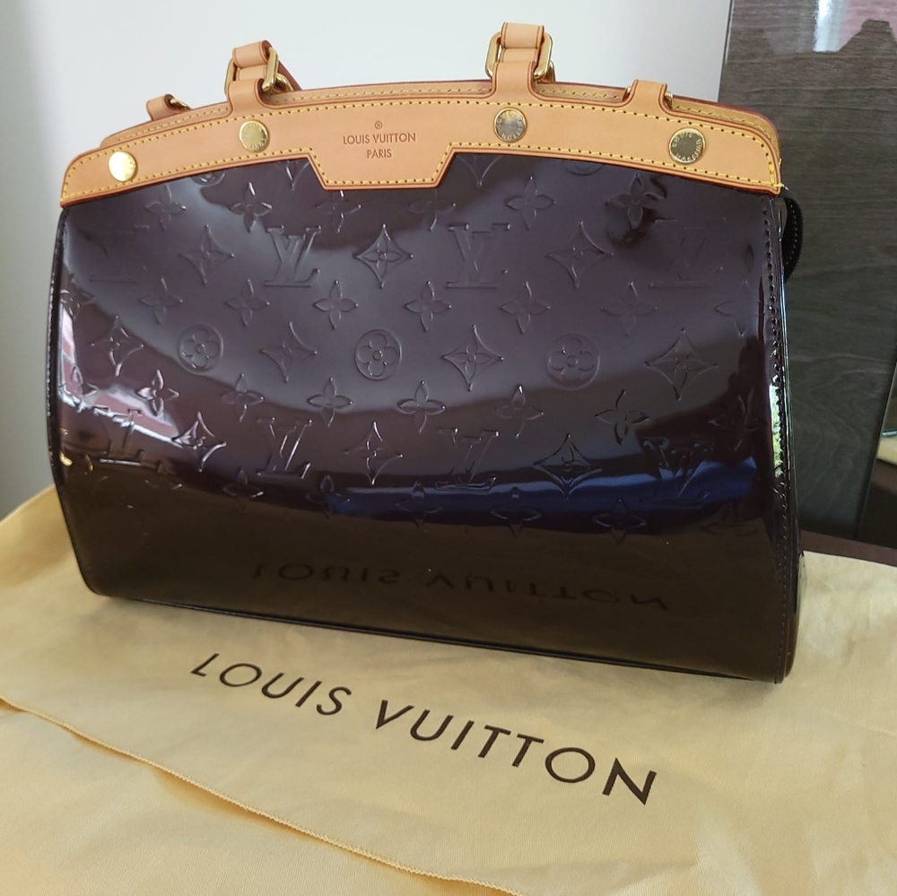 Louis Vuitton Amarrant Vernis Blair MM Hand Bag M9